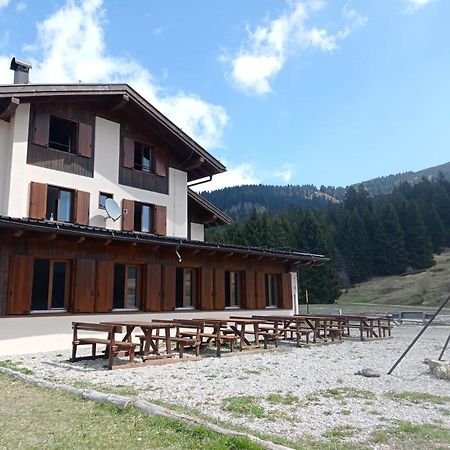 Rifugio Garibaldi LEDRO Exterior foto